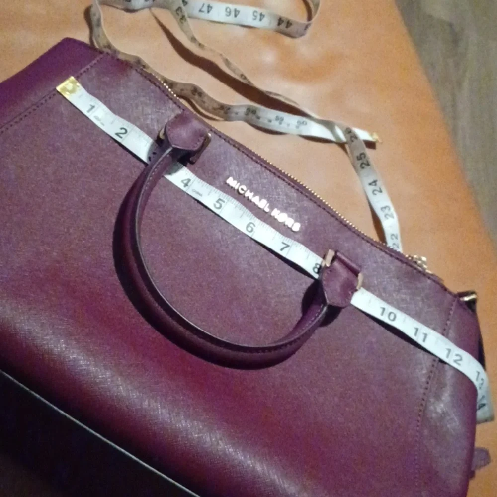 > Michael Kors Dark Red Leather Shoulder Bag
